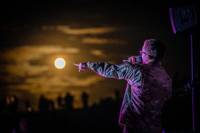 The wide open vistas and bright white gypsum sands provide an ideal environment for viewing the full moon.